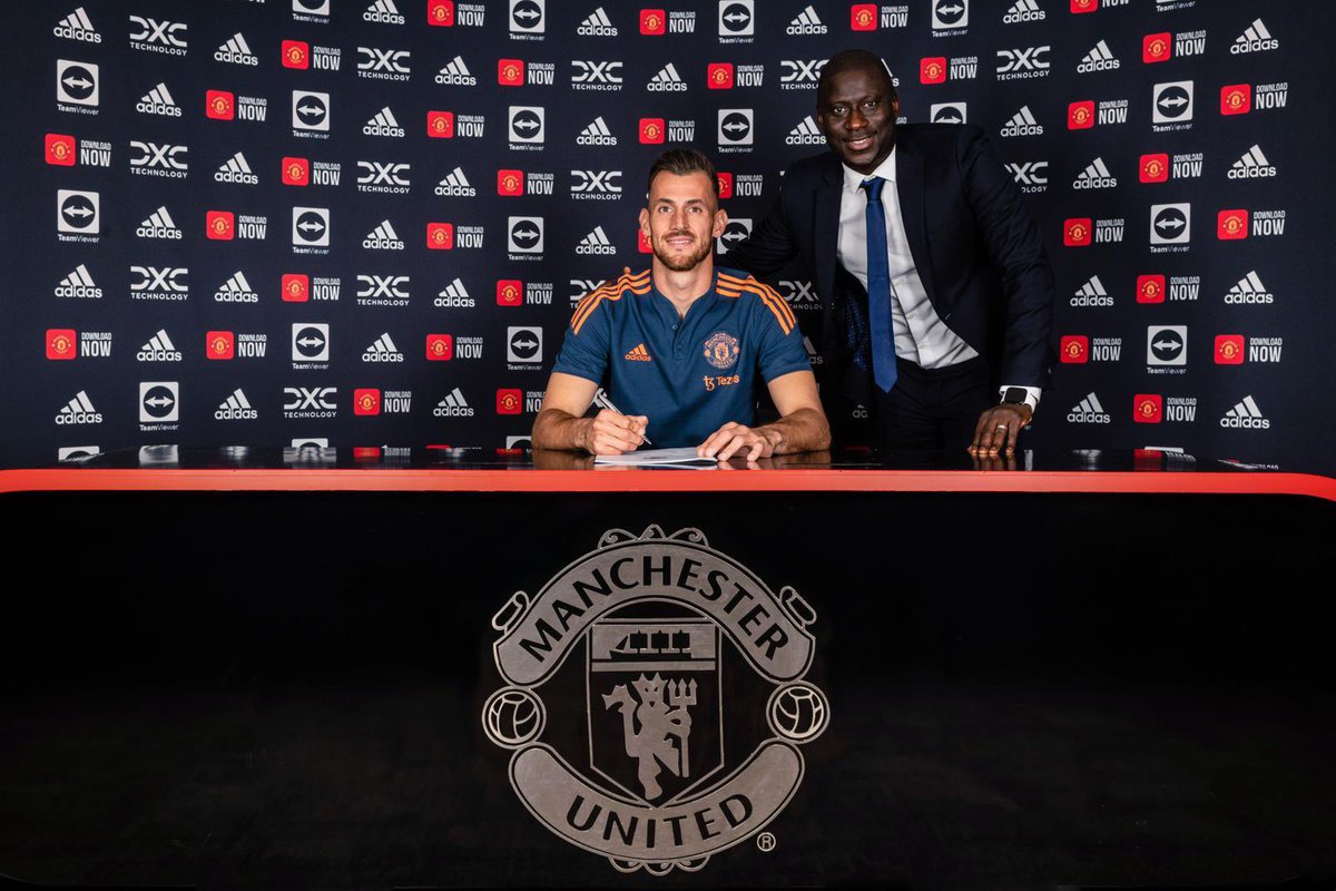 samgerfc's tweet image. And we keep going! This one means a lot to me! 

We’ve managed to secure a season-long loan move for our client, Martin Dubravka from @NUFC to @ManUtd 

It was definitely a relief to get this one over the line!

Good luck my bro! 👊🏿

Can’t Stop, Won’t Stop