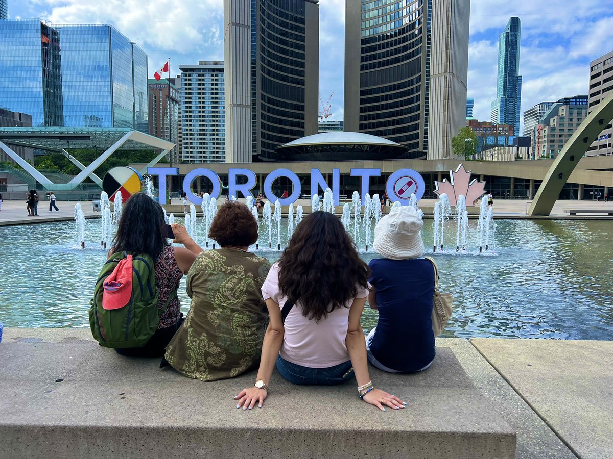 TashaAaron3's tweet photo. #Toronto #torontocity #Canada #Ontario #vacation #Holiday #roadtrip #adventure https://t.co/FougCtmGMD