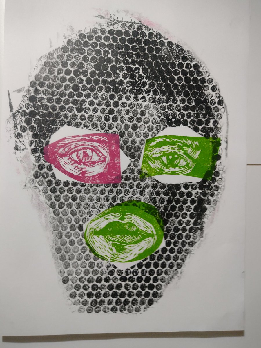 GasparTomasello's tweet photo. Tengo una colección inédita, todavía no tokenizada de monocopias, monotipos combinados con matrices de xilografia
1/1
En Octubre me invitaron a Montevideo, Uruguay a participar de la feria grafica "Manera Negra" para vender prints.
#monotype #monocopy #printmaker https://t.co/SJLPVf6Vws