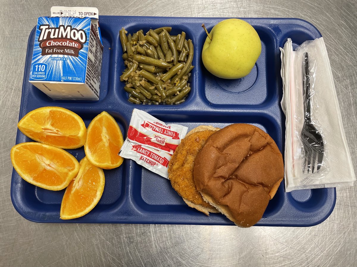 jcpsschoolmeals's tweet photo. More pics of our #TrayoftheWeek contest coming in from Eastern HS, W.E.B Dubois MS, and Moore Mustangs @JCPSKY @JcpsOperations @SchoolMealsRock https://t.co/o6Rb6s4JxK