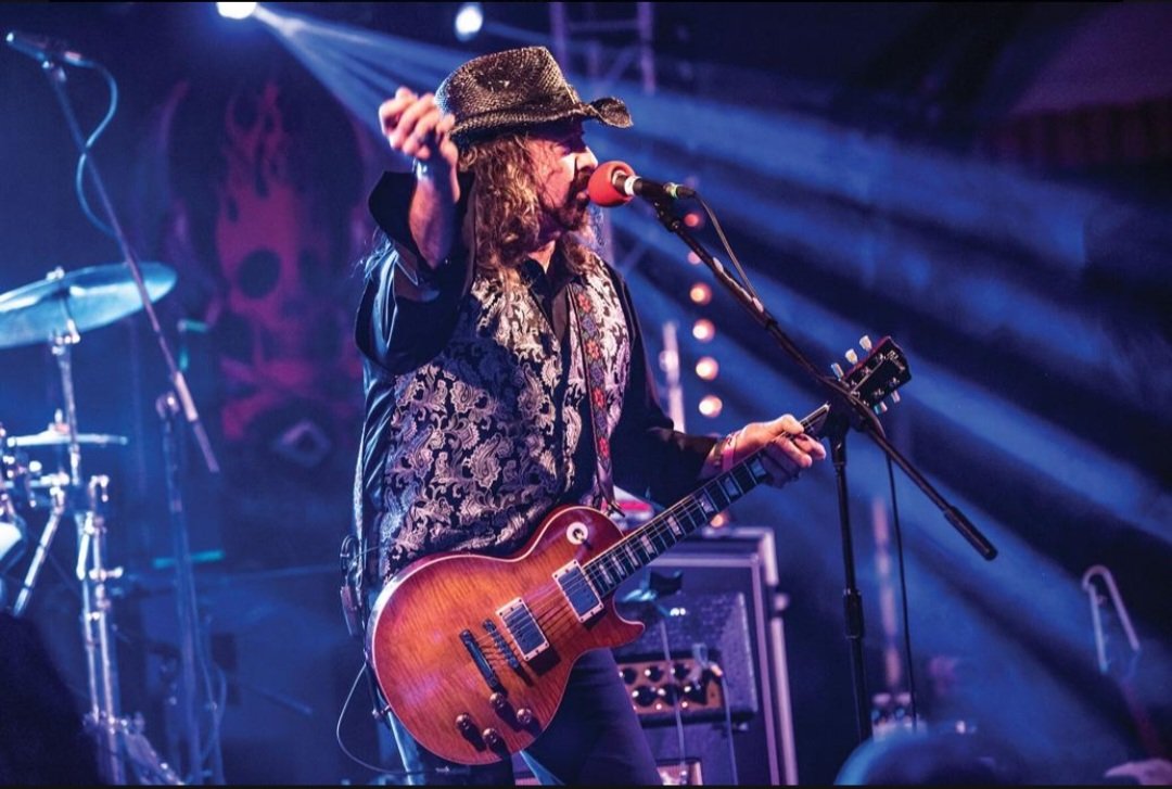 nashvillescene.com/tncms/asset/ed… We are imminently blessed to bring this level of talent to you all for a quarter century🎵💚🎵💚 Please read this piece about the inimitable <a href="/warnerehodges/">The Warner E. Hodges Band</a> and then patiently wait until 4 pm ET and order a few tickets for Sept 17!