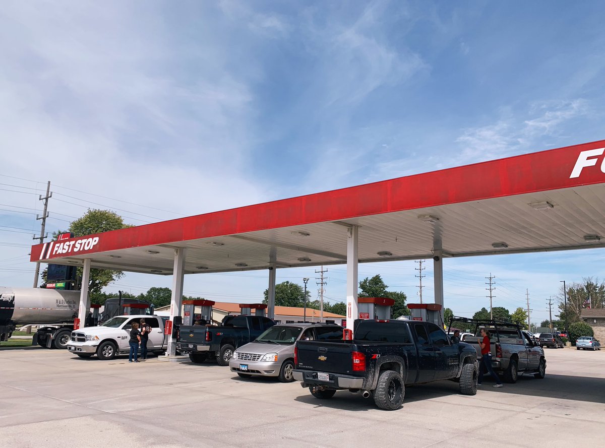 armsnfarms's tweet photo. Say what?! 50 cents off a gallon until 1 at @C_FarmersSupply #FASTSTOP! Come see me, save $, spin the prize wheel &amp; get a free lunch! 

#MakeFASTSTOPYourFirstStop https://t.co/Y8HdE09eDs