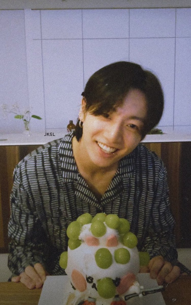 JKSL_55's tweet photo. I love u 🥹🥹💕
@BTS_twt @bts_bighit  #jungkookbirthday #JungkookClearChannel https://t.co/7Pb3IktxoT