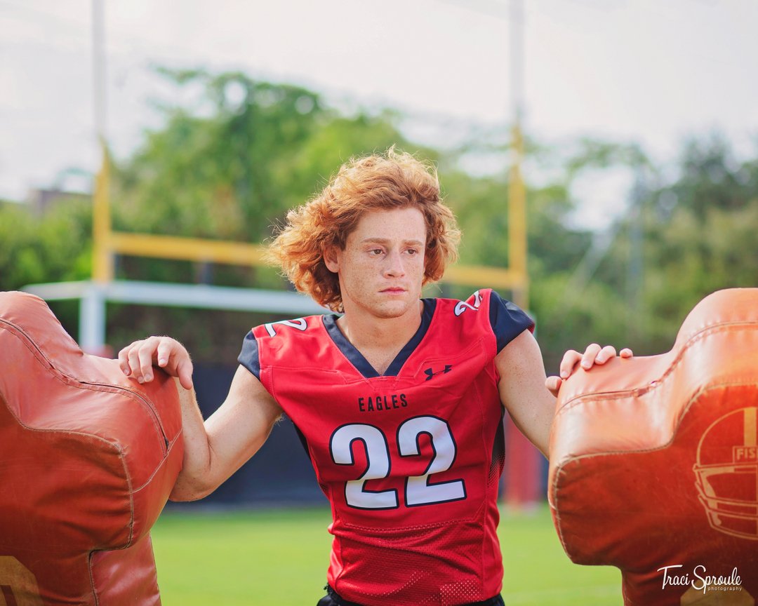 TraciPhotos's tweet photo. I’m happy to get to be a part of the #blessingofthehelmets with the @jcs_eaglesathletics Varsity Football Team this afternoon.
I’m excited for this season of #FridayNightLights ❤️🦅🏈
Let’s go, EAGLES!
#seniorstunner #seniorstyleguide #ssmagazine #seniorye https://t.co/wcyghnrNpf