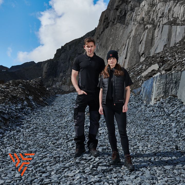 AxiniteUK's tweet photo. Axinite take the hassle out of having to get your workwear customised. We are one of the only workwear brands to take care of your gear from the first cut of fabric to the last stitch of your logo - https://t.co/dkz4jhIOGy

#Axinite #Workwear https://t.co/tVNppvT5WK