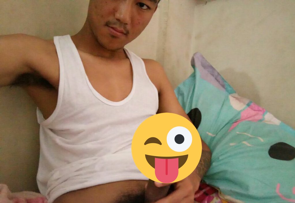 Zap1Zay's tweet photo. ေစာက္က်င့္မေကာင္းေပမဲ့ ရွယ္ဒုတ္ၾကးီ  🍆🍆🍆 https://t.co/lITN2zPzA2