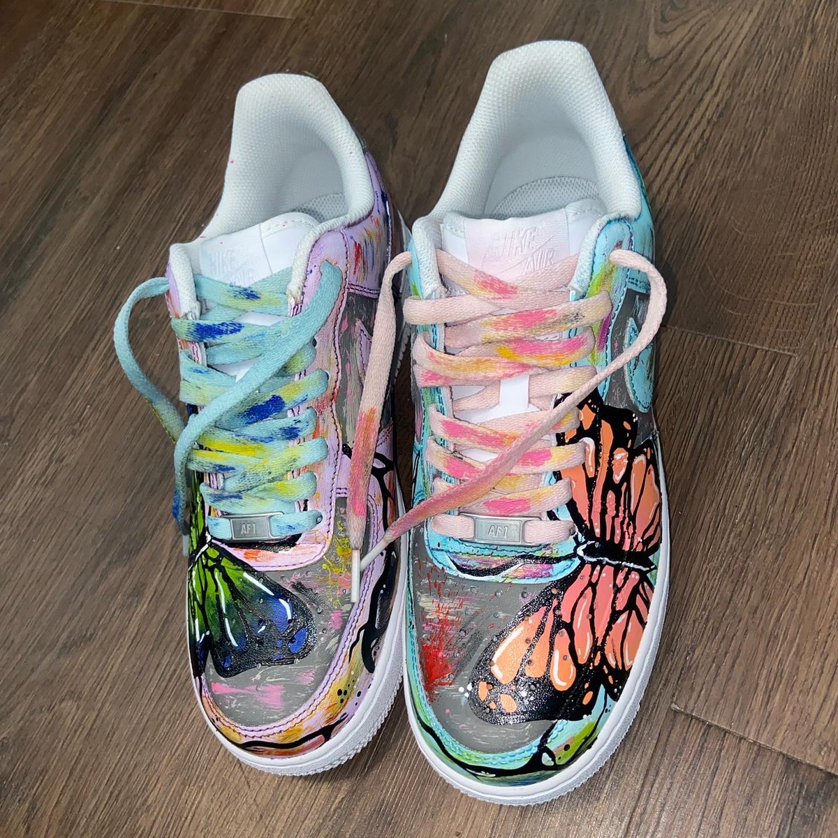 boolaybeenturnt's tweet photo. cosmo &amp; wanda
by me.🎨 #handofcooli #nikeaf1 https://t.co/vlh5Hj4nHi