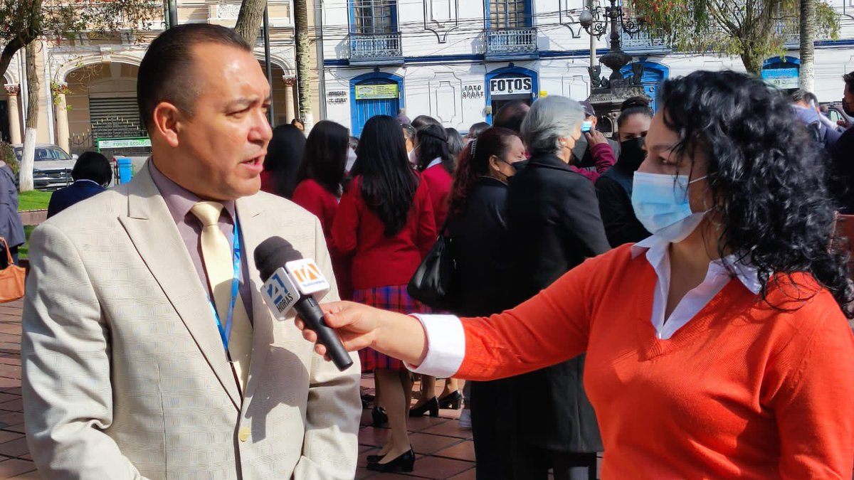 🇪🇨 En horas de la mañana acudí a la invitación realizada por MINEDUC Zona 3 a la inauguración del Año Lectivo 2022-2023 que inició en la región Sierra y Amazonia.
<a href="/DorianCaldern2/">Dorian Calderón</a>