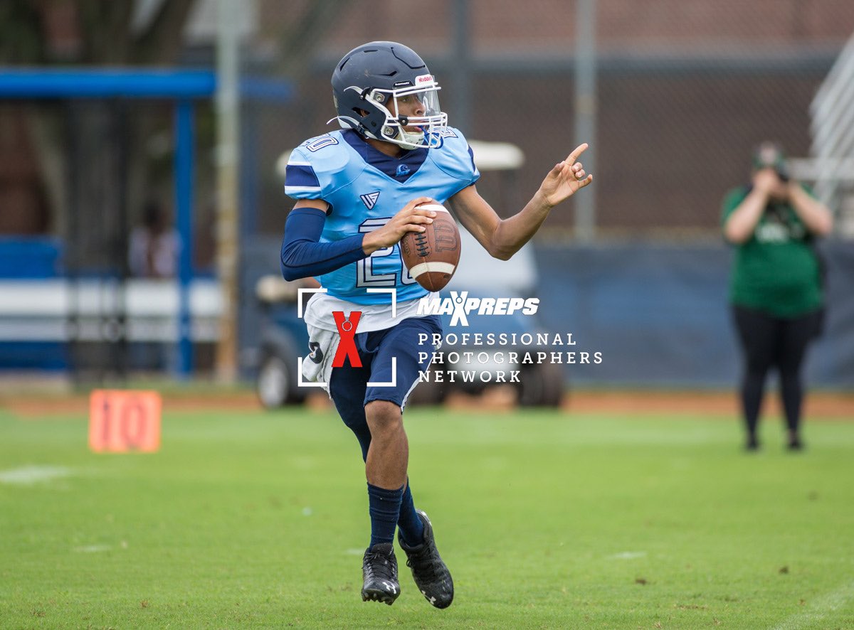jonhuffap1's tweet photo. Photos from @PKYFootball vs @EHSRamsFootball @RowdyEHSRams more photos here https://t.co/1ePpZpgI8R https://t.co/qRbMHAguJH