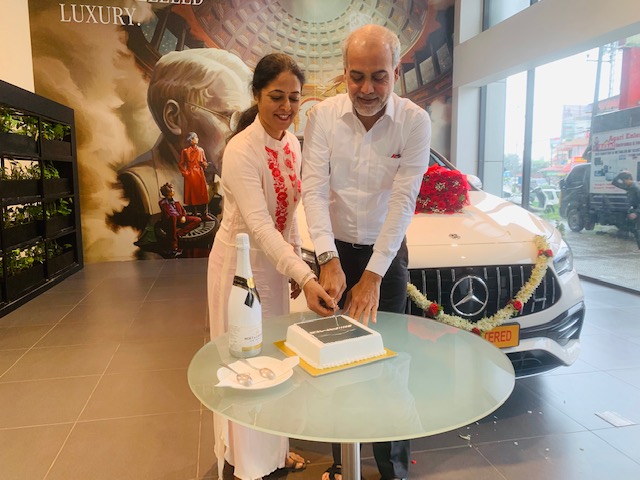 sundaram_motors's tweet photo. Mercedes-Benz Sundaram Motors welcomes Mr. Mahesh Kamath to the family. We wish you all the very best and hope you have a wonderful experience in your brand new Mercedes-Benz AMG GLA35 4M.
#MercedesBenz #StarDelivery #SundaramMotors #Mangalore https://t.co/CkIMElJhBA