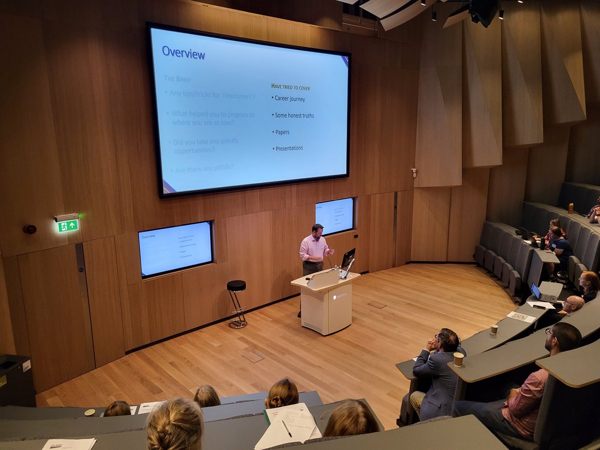AmberGuest93's tweet photo. @hteraG_senoJ doing an inspiring talk about his career journey #UKRiME @UoAEpi https://t.co/BmsAAejwye