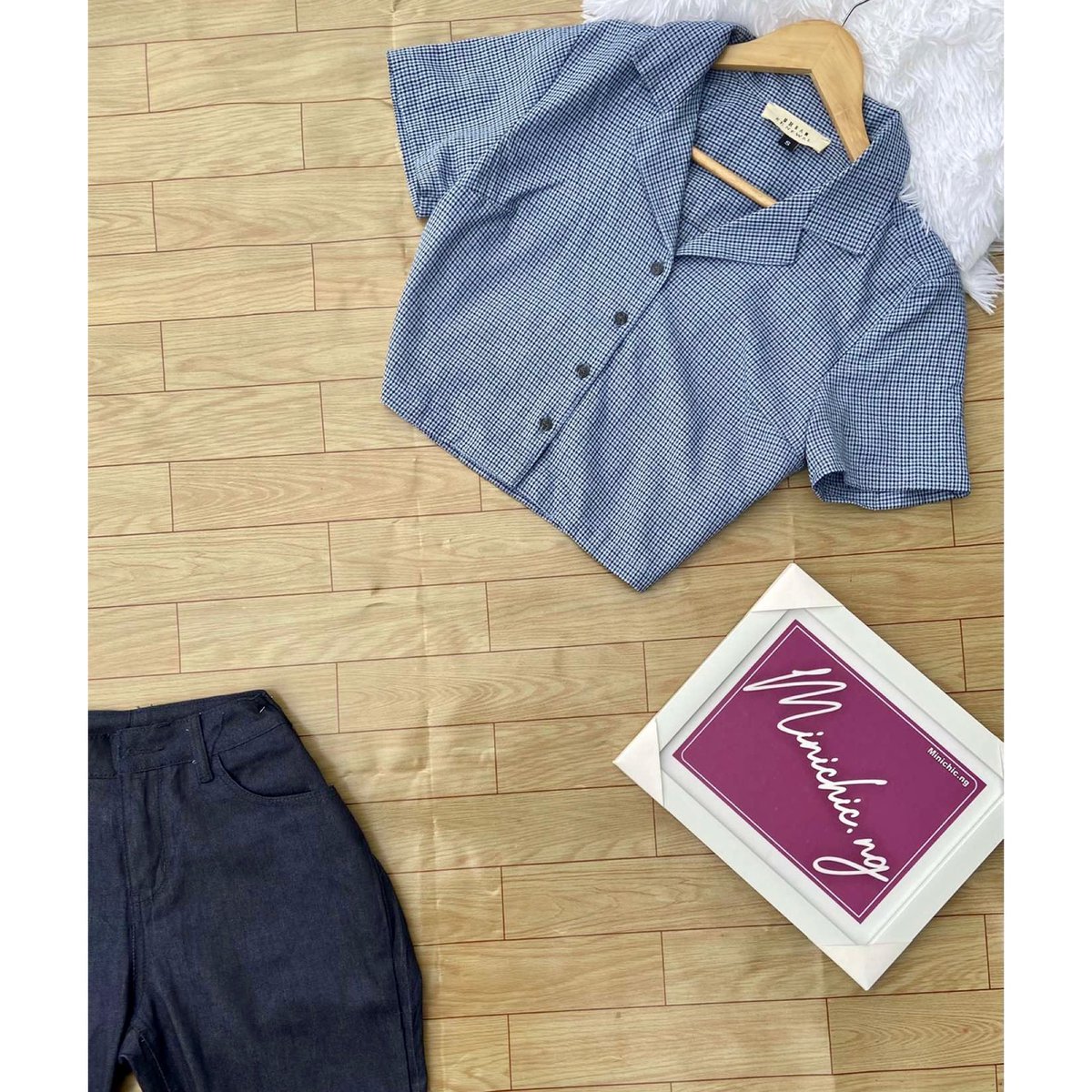 MinichicNg's tweet photo. Blue me away 💙

Description: Blue checkered crop shirt
Size: 10
Price: N1500

#ItsSugaHyung #BackToHogwarts #TrendingNow #thrift #Trending #sabinus #gistlover https://t.co/VsIfOZHNGP