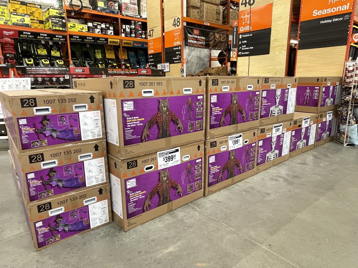 Been a spooky morning at 0131, but we are ready for a busy Labor Day weekend. ⁦<a href="/KMTovey/">Keith Tovey</a>⁩ ⁦<a href="/jhiltonthd/">Janet Hilton</a>⁩ ⁦<a href="/RussellKMann/">Russell Mann</a>⁩ ⁦<a href="/kelly_mayhall/">Kelly Mayhall</a>⁩