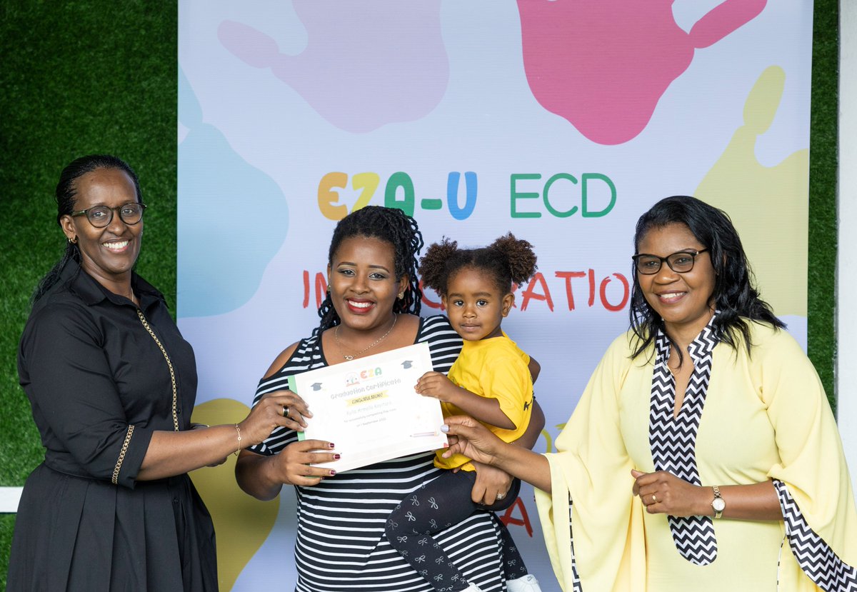 FirstLadyRwanda's tweet photo. EZA - Urugwiro  is an Early Childhood Development Centre in @UrugwiroVillage. At the centre, children aged 3 months to 3 years have their cognitive and social skills stimulated, under the protective, educational care of trained caregivers.

For photos: https://t.co/zT7cEGdy1h https://t.co/DqMBTiyEC4