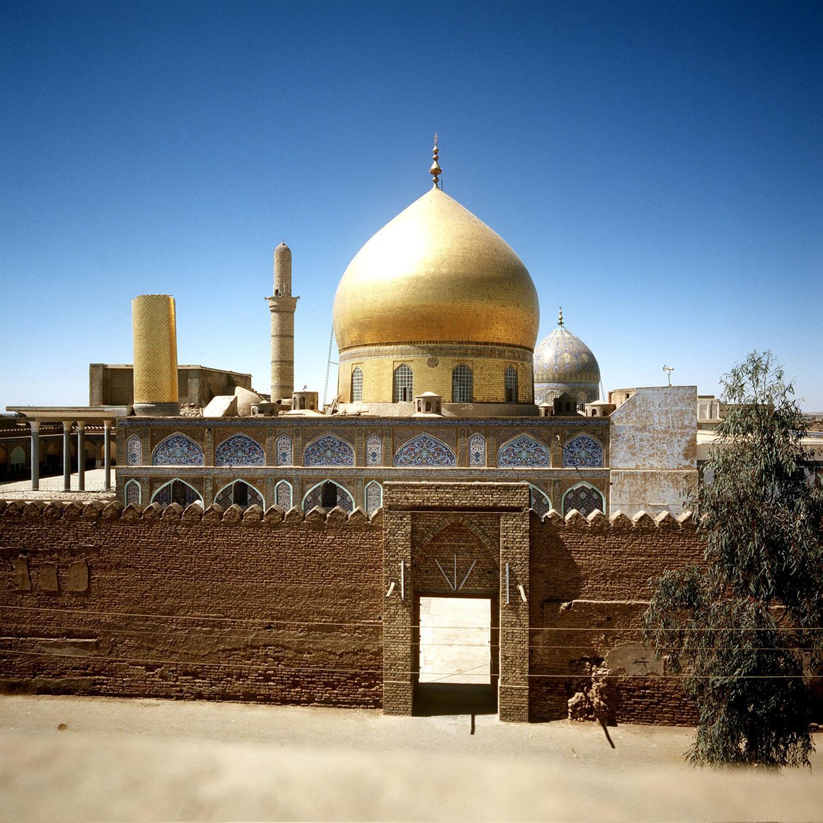 NasrShady's tweet photo. "Samarra", Capital of Abbasid Caliphate Empire.
Iraq 860-870 CE. 

What an Assassin's Creed Setting 😍 https://t.co/4O6nZ13sx3