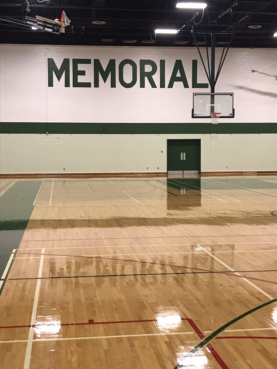 beetallica's tweet photo. I think my classroom is ready. @school_memorial #cbvrce https://t.co/B6LQ7cIVS6