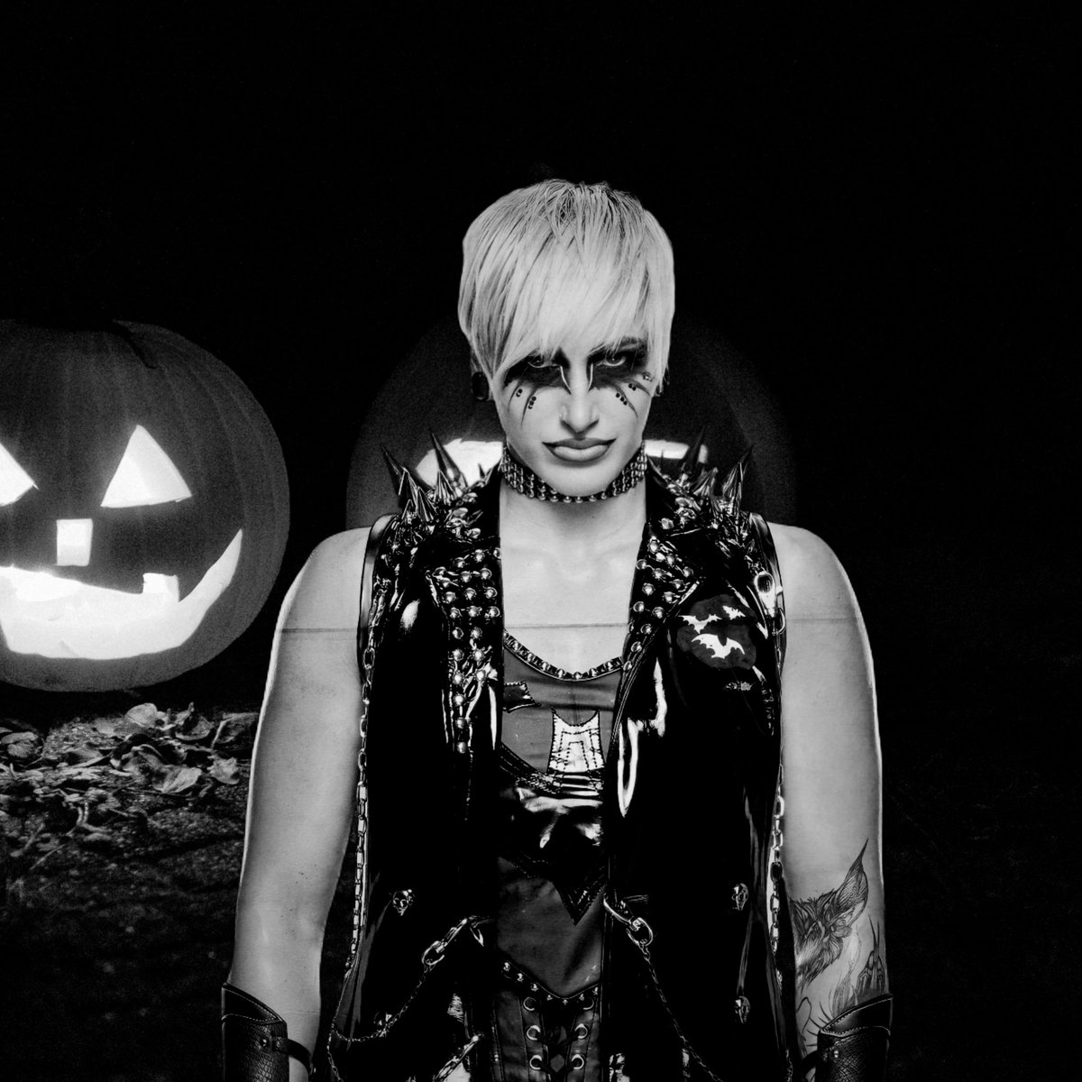 Happy Halloween motherfuckers 🦇🎃🖤