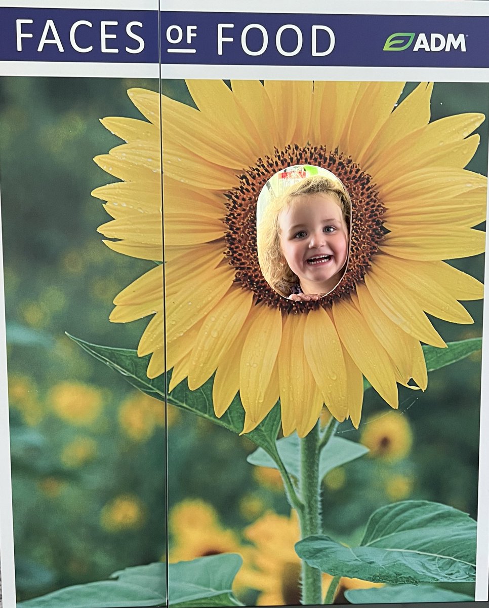 iacovercrop's tweet photo. Hazel representing the cover crop industry! #FacesofFood #FPS22 https://t.co/d202t0tdRK