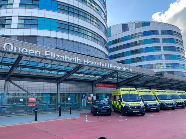 Ewen A Griffiths (@ewengriffiths) on Twitter photo Any surgical SpRs looking for a Upper GI job in Oct? Consider coming to the QE in Birmingham! Closing date soon beta.jobs.nhs.uk/candidate/joba… <a href="/roux_group/">The Roux Group</a> <a href="/T4UGIS/">TUGSS</a> <a href="/WMRC_UK/">WMRC</a> <a href="/ASiTofficial/">ASiT</a> <a href="/ogsurgery/">OG Surgery</a> <a href="/OGAAudit/">OG Anastomosis Audit</a> Any surgical SpRs looking for a Upper GI job in Oct? Consider coming to the QE in Birmingham! Closing date soon beta.jobs.nhs.uk/candidate/joba… <a href="/roux_group/">The Roux Group</a> <a href="/T4UGIS/">TUGSS</a> <a href="/WMRC_UK/">WMRC</a> <a href="/ASiTofficial/">ASiT</a> <a href="/ogsurgery/">OG Surgery</a> <a href="/OGAAudit/">OG Anastomosis Audit</a>