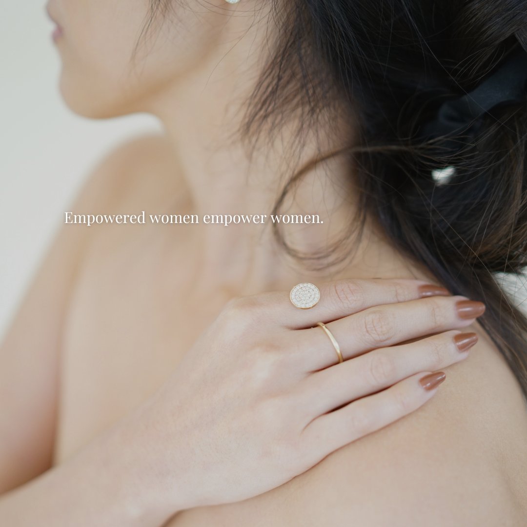 Goldstories_'s tweet image. It’s as simple as this; Empowered women empower women! 

 #womenempowerment 

 goldstoriesjewelry.com