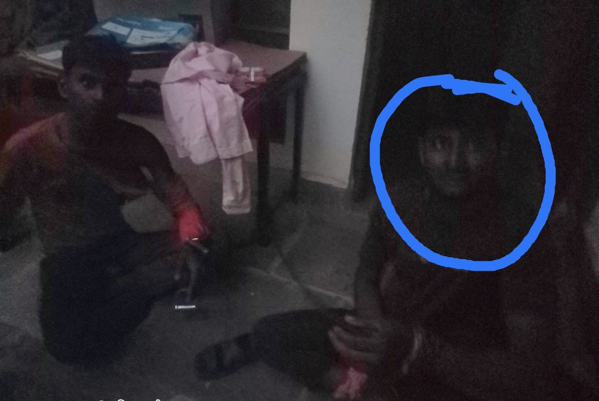 ramjigautambsp's tweet photo. मध्य प्रदेश के मुरैना जिले में पान सिंहजाटव शिकायत कर्ता को ही(दबंगो को बचाने हेतु ) पुलिस ने बेरहमी से मारा जिससे दिनांक 30 अगस्त 2022 को कैलारस अस्पताल में इलाज के दौरान मौत हो गयी ⁦@ChouhanShivraj⁩ ⁦जी⁩ प्रकरण को संज्ञान लेकर दोषी पुलिस कर्मियों पर कार्यवाही करें। https://t.co/ZboBHeF8Ar