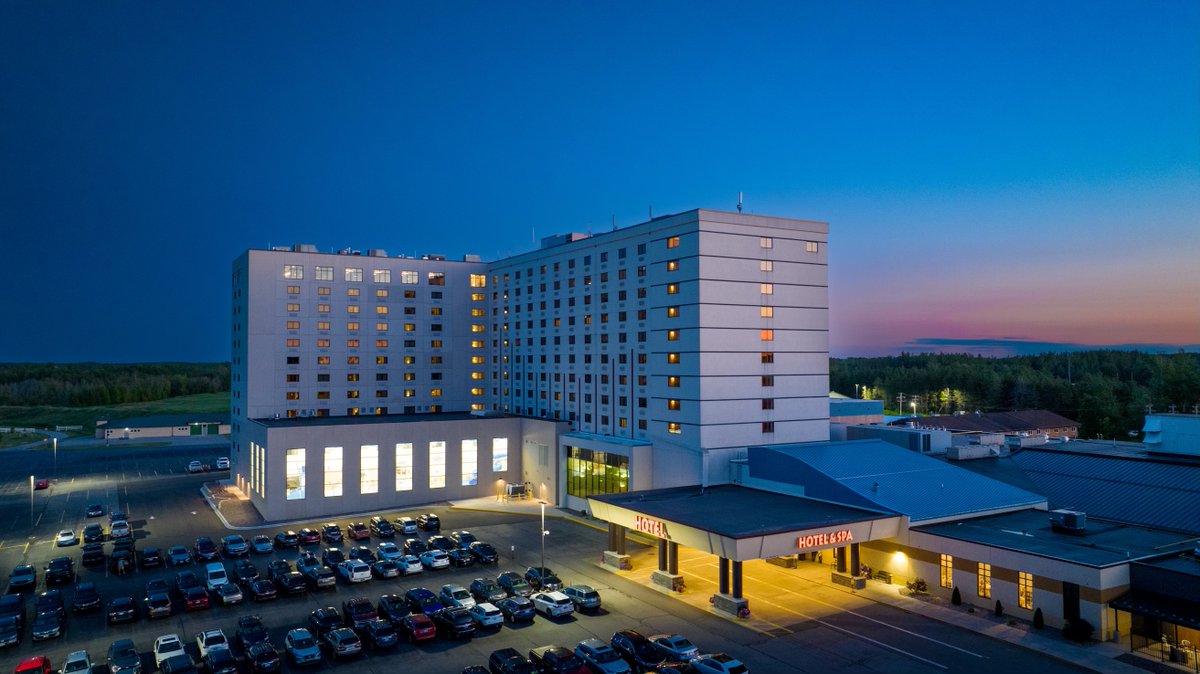 IslandResortMI's tweet photo. Happy (906) day! 🤩
The greatest area code - a place we are lucky to call home 💖
#906life https://t.co/hkzhrMZwOm