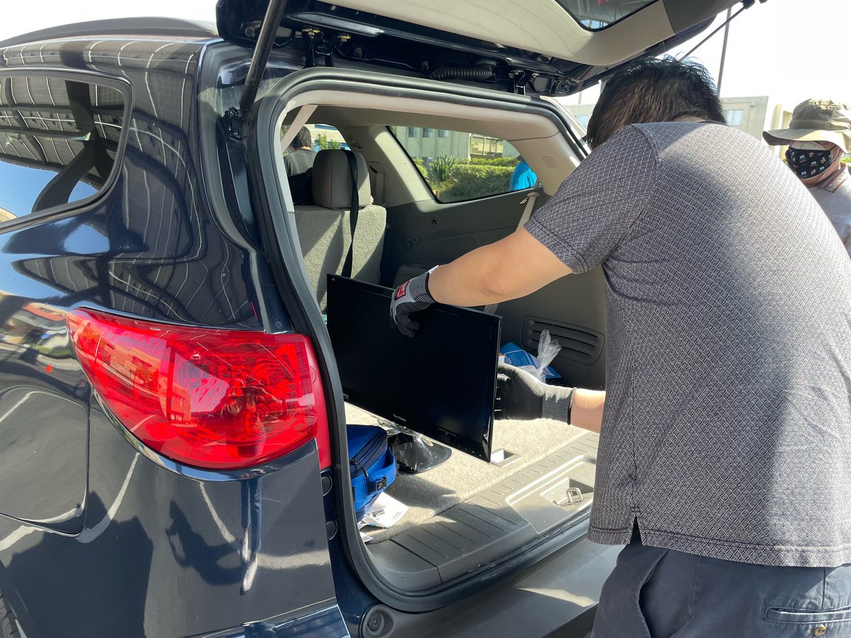It was all smiles at last weekend’s Computers 2 Kids event where 140 families qualified to receive low-cost computers and electronic devices! 
Thanks to everyone who came out to help support our families!

<a href="/SanMarcosTigers/">SanMarcosElementary</a> <a href="/C2SDKids/">Computers2Kids</a>