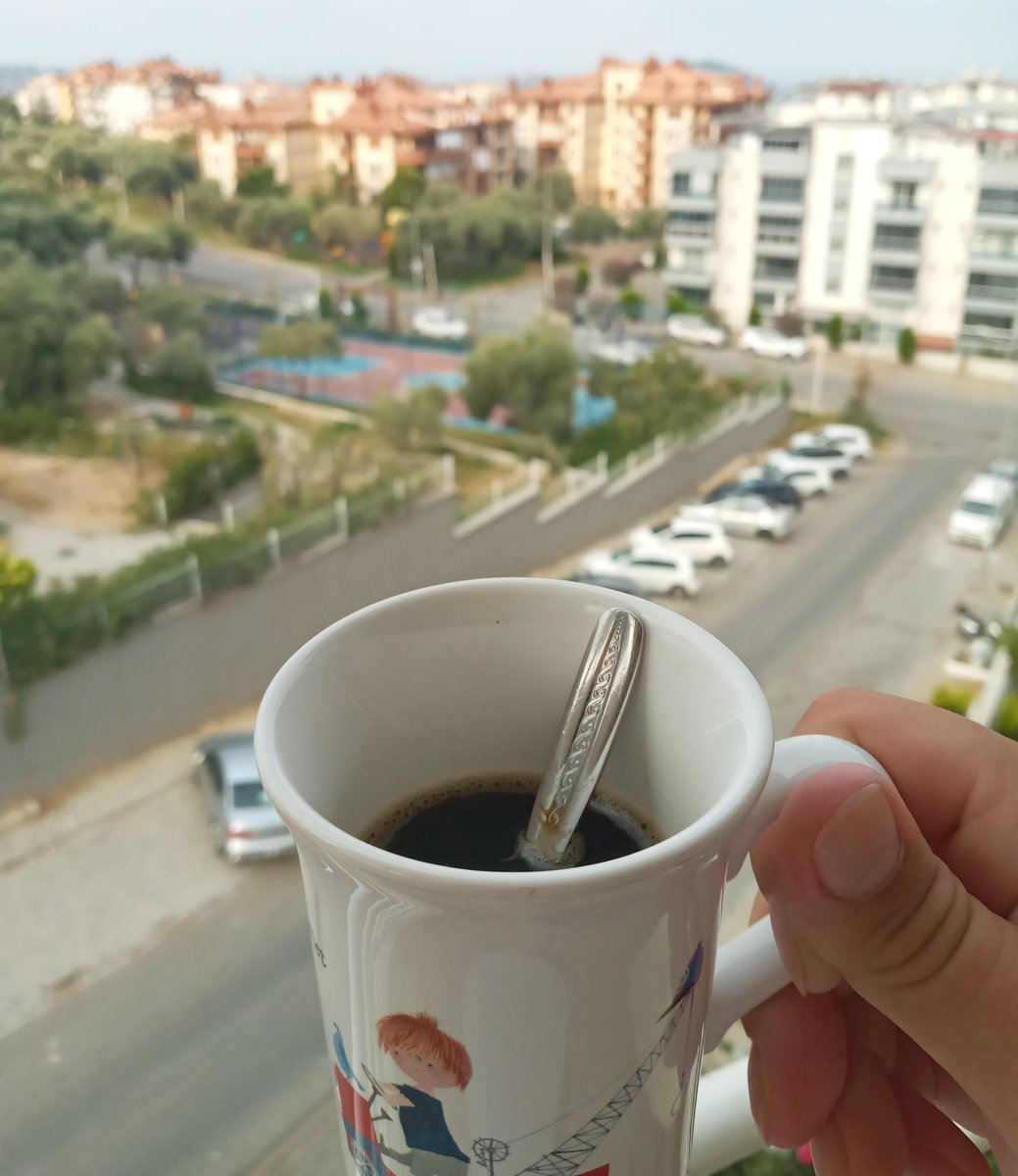 streambiki's tweet photo. A late morning with a nice cup of coffee. 
Now that my spreadsheet is updated automatically every day, I can enjoy my morning coffee with a nice view instead of a glaring computer screen. 

Made possible by #Streambiki #QaaS #QueryRemoteData #TheBestMorningCoffee https://t.co/xVzupONpIt