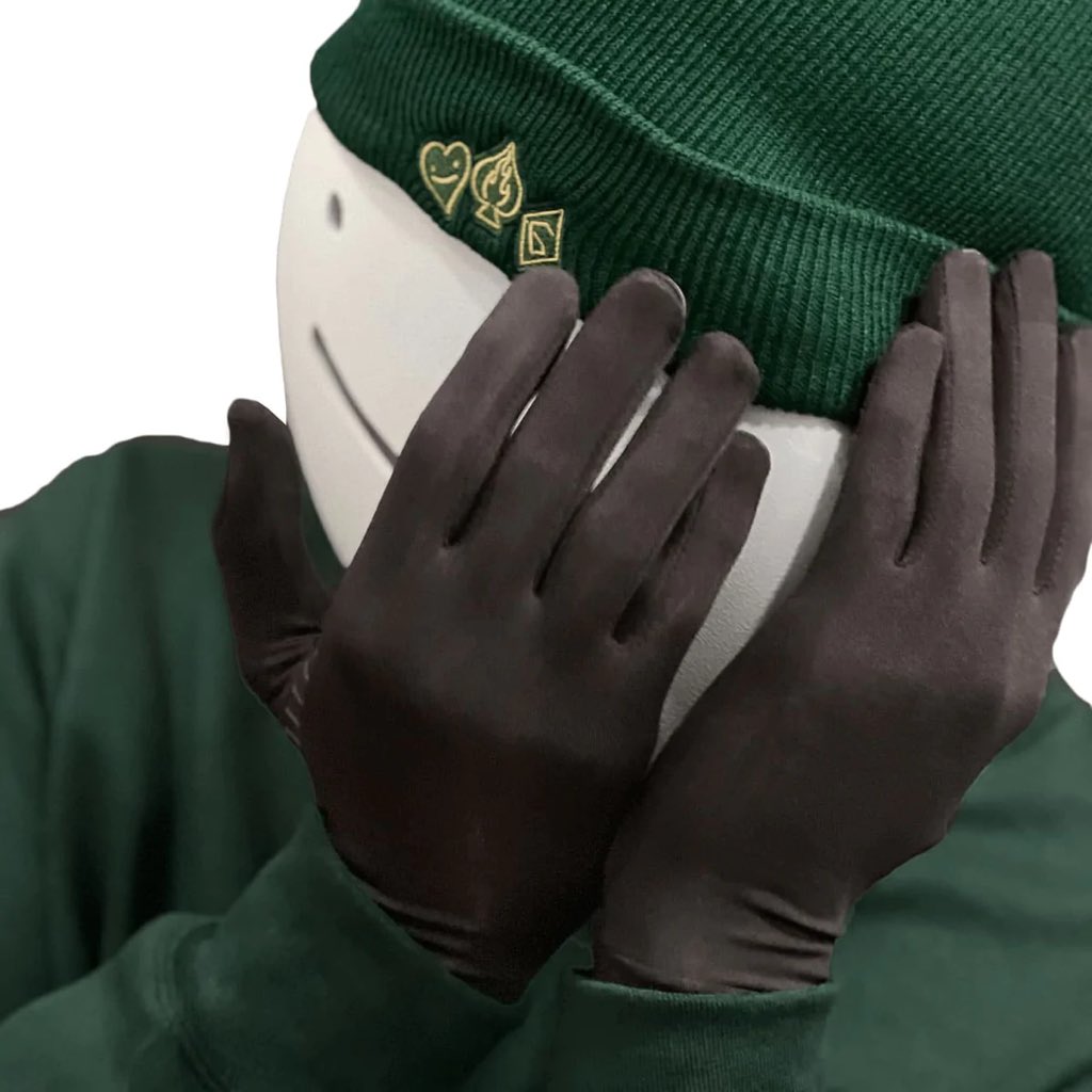 dreamwastaken's tweet image. dreamteam.shop limited release 😍 aren’t we glowing