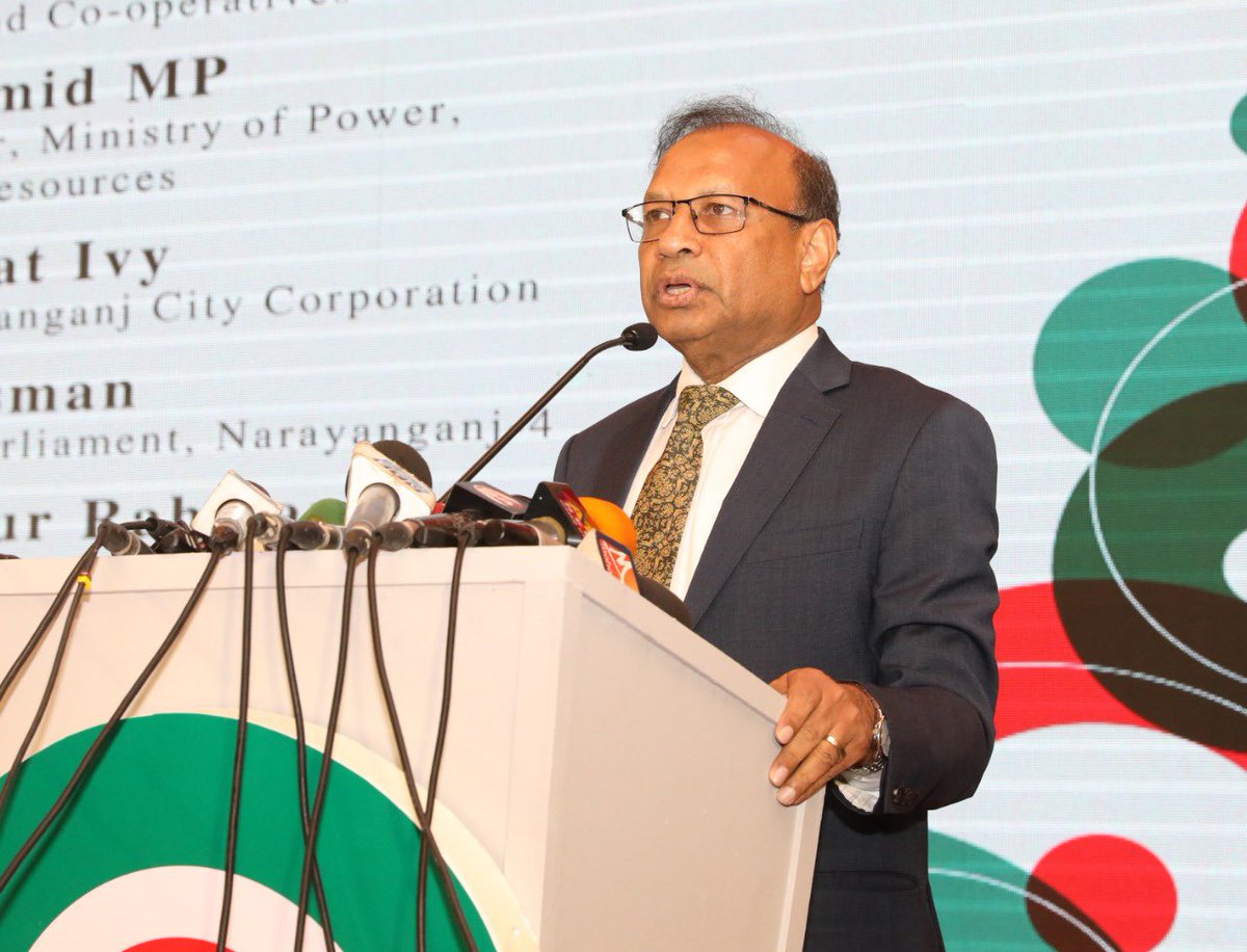 MoPEMR's tweet photo. "Various initiatives have been taken to increase the stake of #RenewableEnergy sources. Research is underway on #Solar, #Wind, #Water and #Waste. While #HydrogenFuel is also in our plans."
- State Minister for Power, Energy and Mineral Resources @NasrulHamid_MP 

#EnergySecurity https://t.co/NAeCjL1aDc