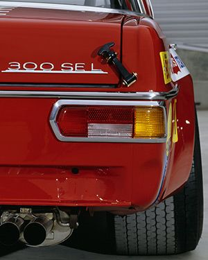 GordonMercedes9's tweet photo. #ThrowbackThursday #AMG #RedPig https://t.co/3JvAUnDAPm