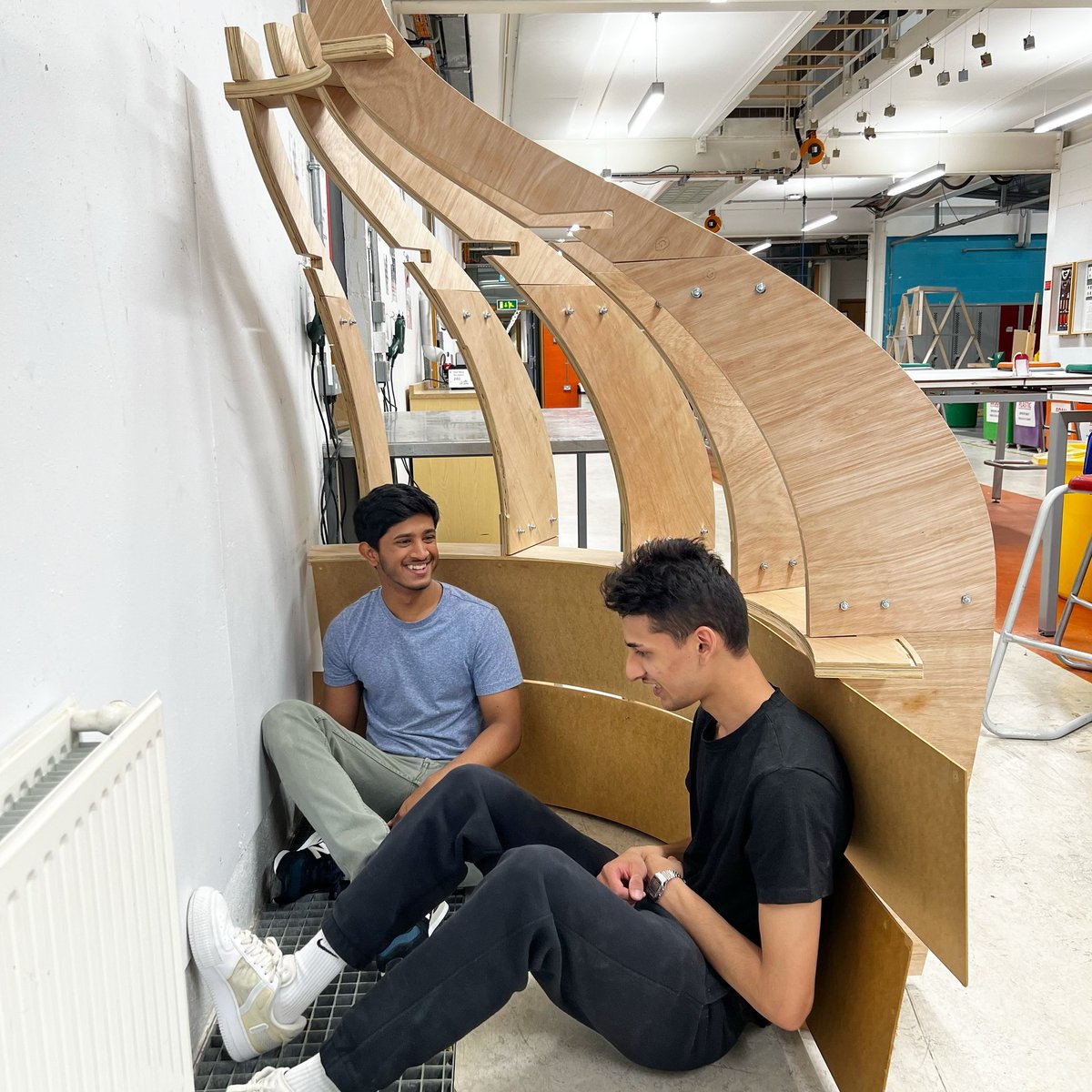Joey_pods's tweet photo. Chilling in the pod they built.  1 more week with our @EngineeringUWE students! https://t.co/7rb0XcFbfM
