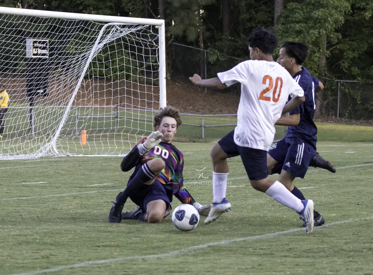 jrdphotos_'s tweet photo. Photos from the Riverside vs. Northside soccer matchup (8/31/22) are now up and available for purchase. 

https://t.co/3CWWHm9x49 https://t.co/Ib5mooXT9n