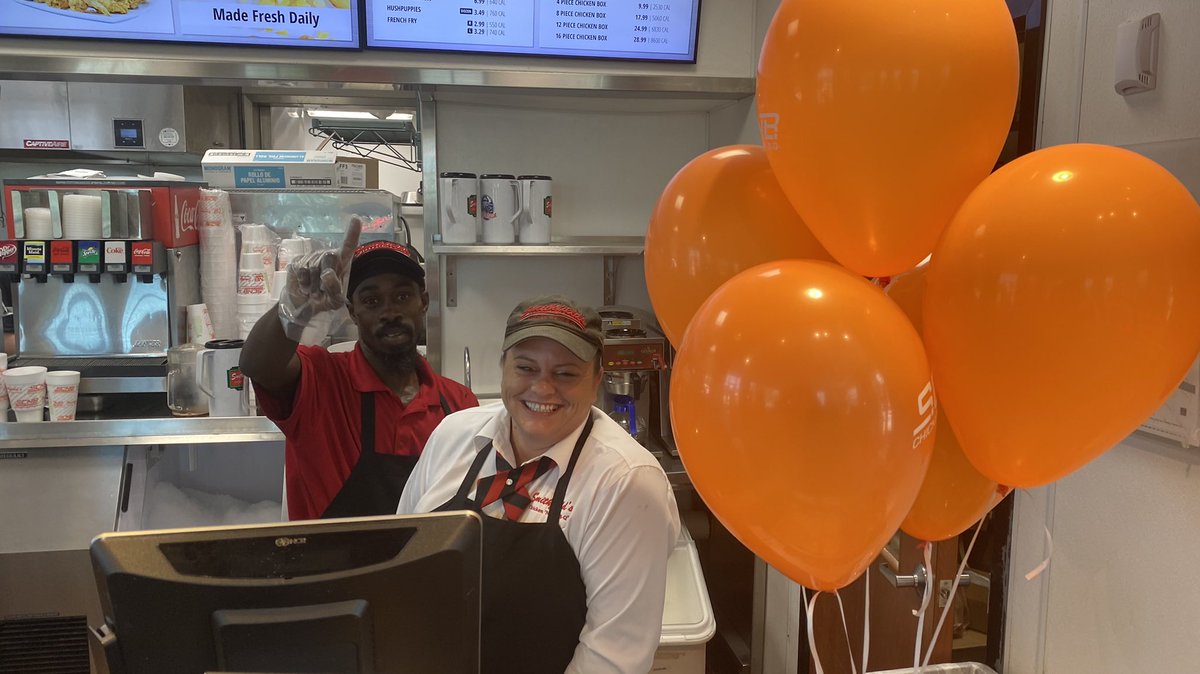 GoCamels's tweet photo. The first @GoCamelsFB Gameday of the year is not complete until you’ve had your pregame meal at #SMITHFIELDS @scnbnc The Official Chicken N BBQ of the #FightingCamels
#GoCamels🐪#RollHumps
🐖#EatSmithfields https://t.co/GceaO2aNck