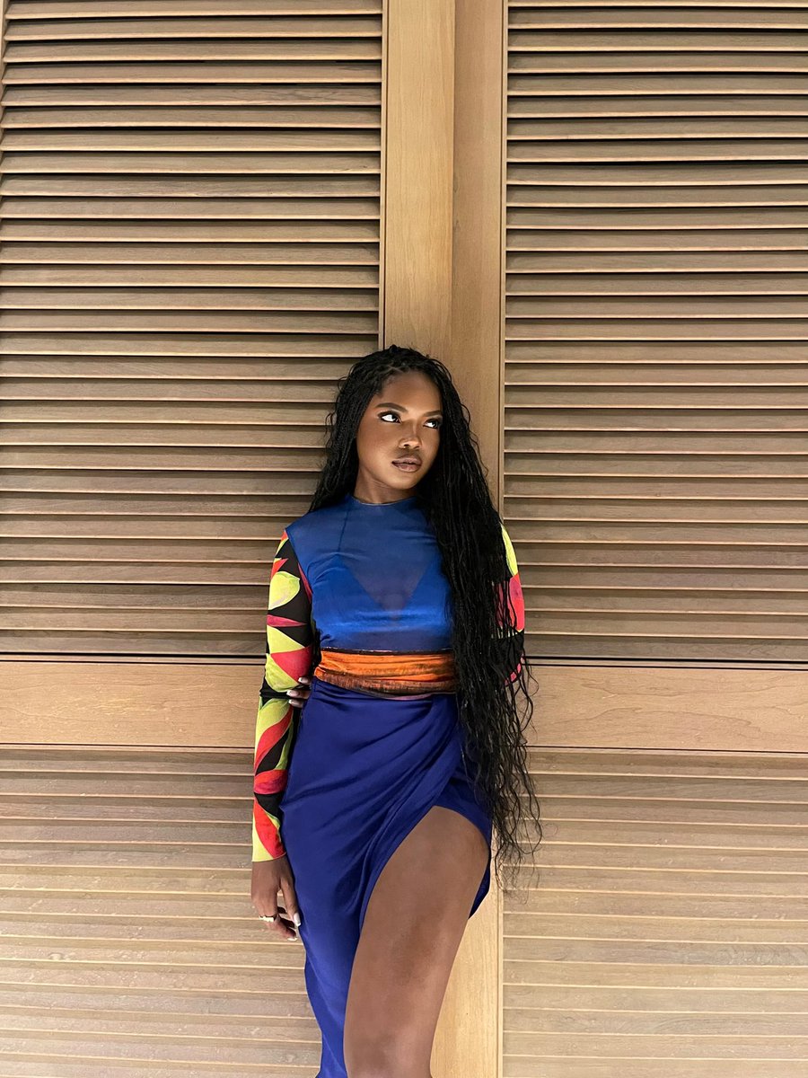 RyanDestiny's tweet photo. favorite color https://t.co/Et2rOlh7CA