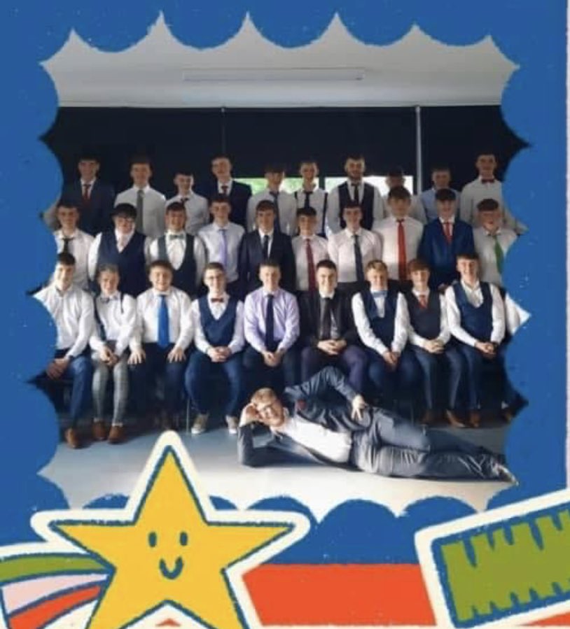 cbssecmtown's tweet photo. Wishing our wonderful class of 2022 the absolute best for their results tomorrow. Remember lads, we’re here to support, guide or simply to congratulate you tomorrow and thereafter. Go néirí an t-ádh libh! #LC2022 #exams #SuccessComesInManyForms https://t.co/eIHyOmKJSu