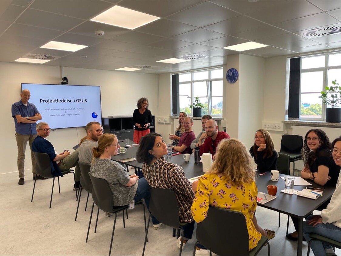 GEUS maringeologisk afdeling (@geusmarine) on Twitter photo Project leader course together with <a href="/GRUK_GEUS/">Groundwater & Quaternary Geology Mapping (GEUS)</a> colleagues in our brand new meeting room in #Aarhus Project leader course together with <a href="/GRUK_GEUS/">Groundwater & Quaternary Geology Mapping (GEUS)</a> colleagues in our brand new meeting room in #Aarhus