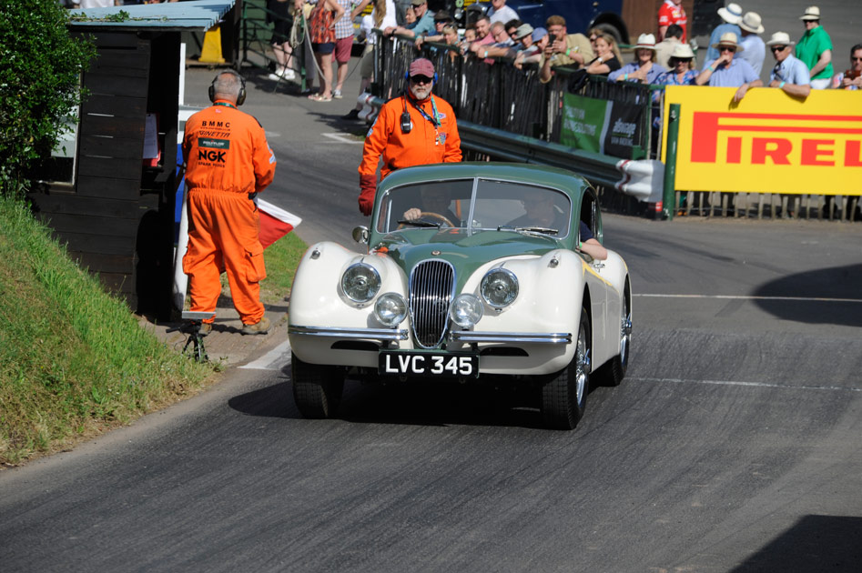 XKClub1's tweet photo. Hard to believe our XK70 celebration @shelsleywalsh was four years ago! Happy days. And now we're setting the groundwork for XK75 next year... #throwback #throwbackthursday #JaguarXK #xk120 #xk140 #xk150 #Jaguar #classiccar #xk70 #xk75 https://t.co/DwHVTNusMK
