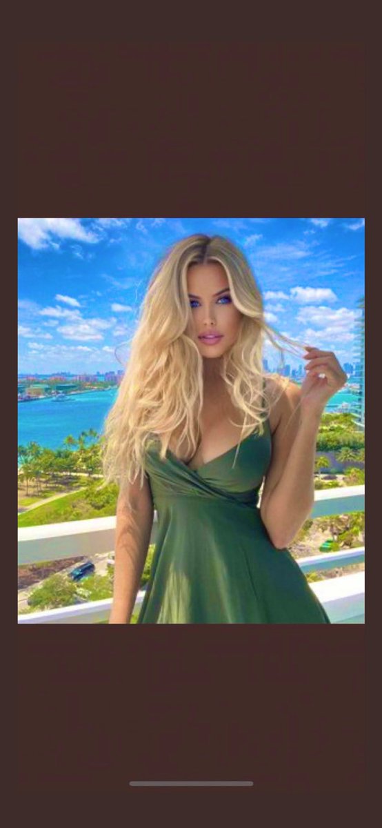 ✨Sending a smile some  love &amp; a kiss everywhere from gorgeous Greece, have a phenomenal day 😇❤️🇬🇷🌎