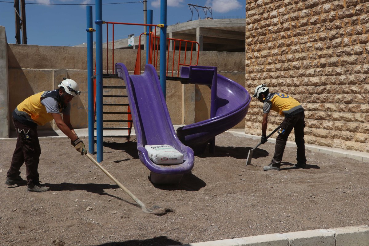 SyriaCivilDef's tweet photo. To ensure safe spaces for children to engage in sports and play activities, our teams are preparing and rehabilitating a playground at Adnan Omar school in #Idlib city, fixing the toys and benches, painting the walls, and restoring the floor.
#WhiteHelmets https://t.co/8Cew1KJAZg