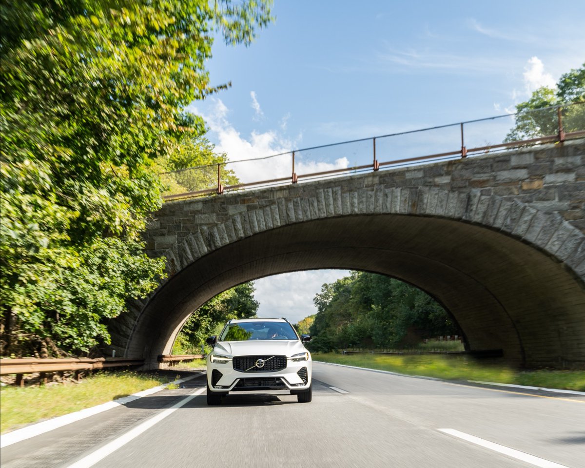 VolvoCarsTacoma's tweet photo. Inspired elegance, from the XC60 😍🤍
#volvo #xc60 #volvoerst #volvoxc60 #inscription #rdesign #instavolvo #volvonation #volvoforlife #volvo4life #volvopower #volvolove #volvofamily #swedishmetal #swedespeed #volvotuning #volvo_pics https://t.co/06co1xQqIB
