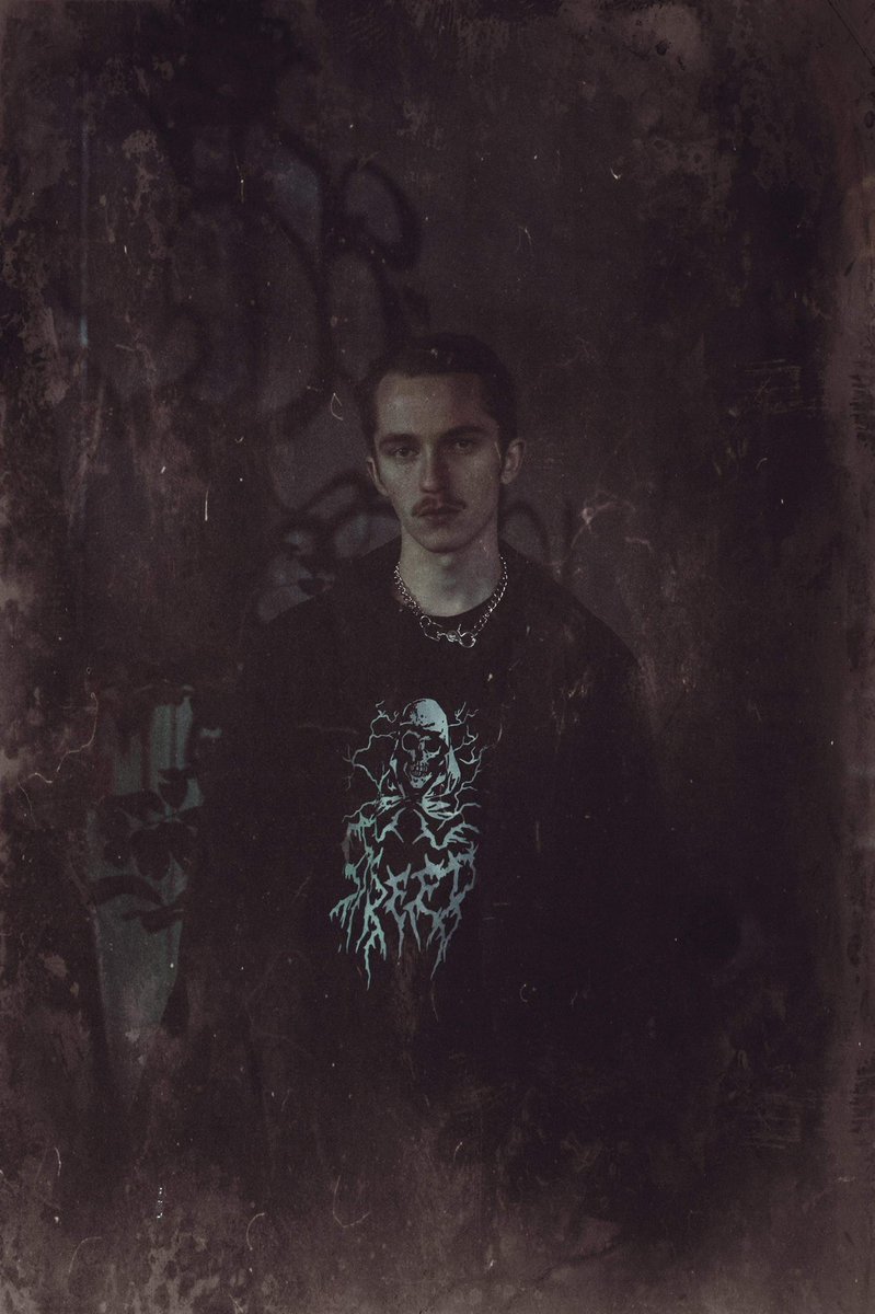 AVANCEMUSIC's tweet photo. “MY GOAL WITH THIS RELEASE IS TO CAPTURE THE FEELING OF 80’S HORROR, TO MAKE YOUR SKIN CRAWL BUT HEAD SWING, I HAVE ACHIEVED THAT GOAL AND FOUND THE PERFECT HOME FOR IT.”

PRESAVE WELCOME TO MY NIGHTMARE EP NOW! https://t.co/eH7Mo29bY0