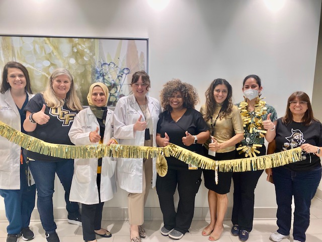 #GoKnights ✨🏈

Our UCF Health team dressed in black and gold to wish the <a href="/UCFKnights/">UCF Knights 🌴</a> a victory tonight against South Carolina State. 🖤💛