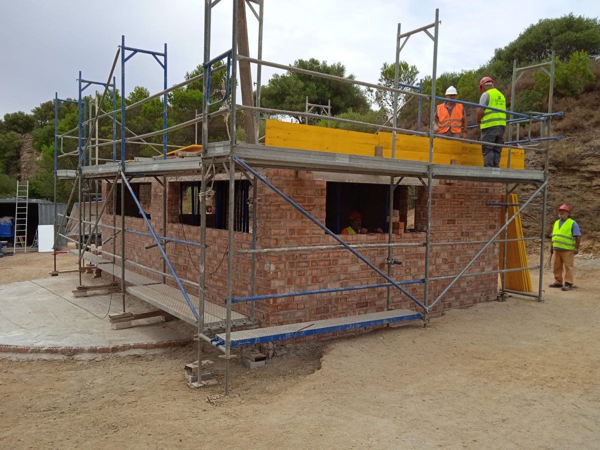 AytoBenalupCV's tweet photo. Visita a las obras de mejora del acceso al Recinto Ferial y a la nueva aula de naturaleza y mirador de El Merendero #Benalup #VíasyObras #Mejoras #Profea @diputacioncadiz  https://t.co/sZVJkZEdxy https://t.co/jKBsenknr7