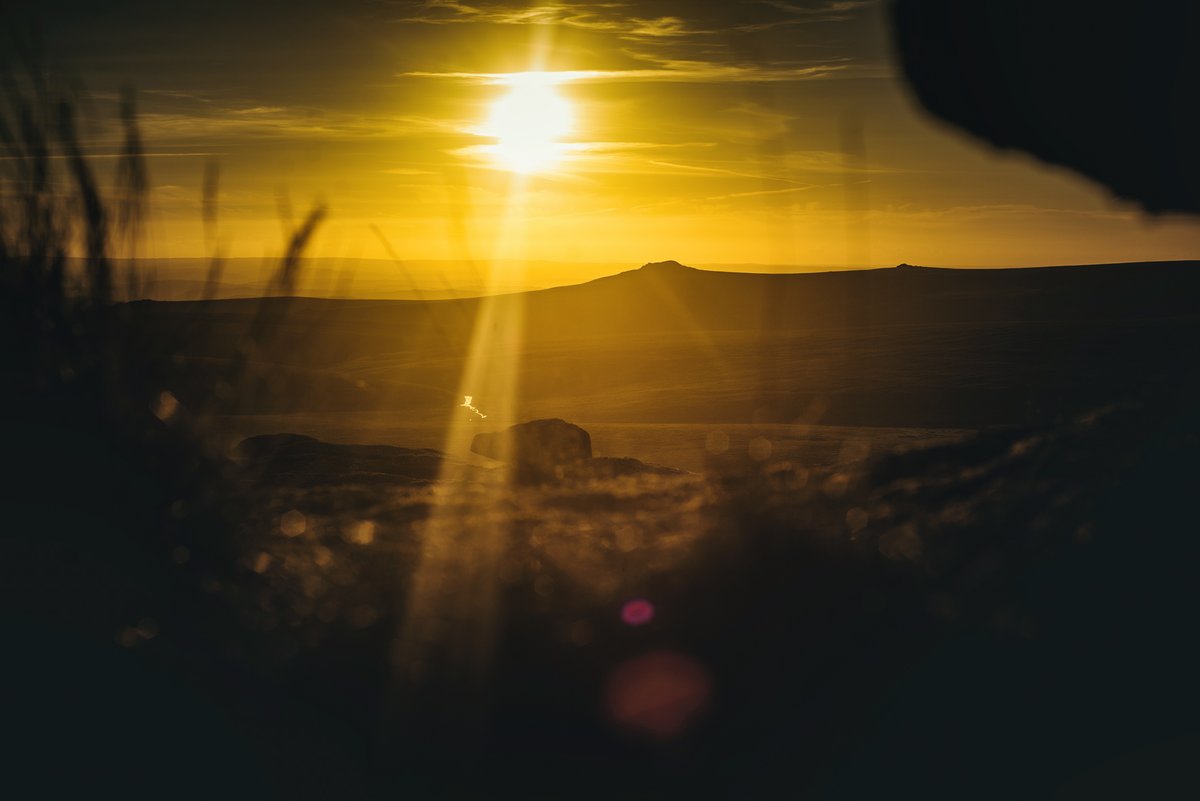 GlavindStrachan's tweet photo. A few more from #sunset on #FurTor on #Dartmoor from my #wildcamp the other week 😍 Up early to try and catch the sunrise tomorrow ... fingers crossed for no mizzle 🤣 https://t.co/Murq1TfvxT