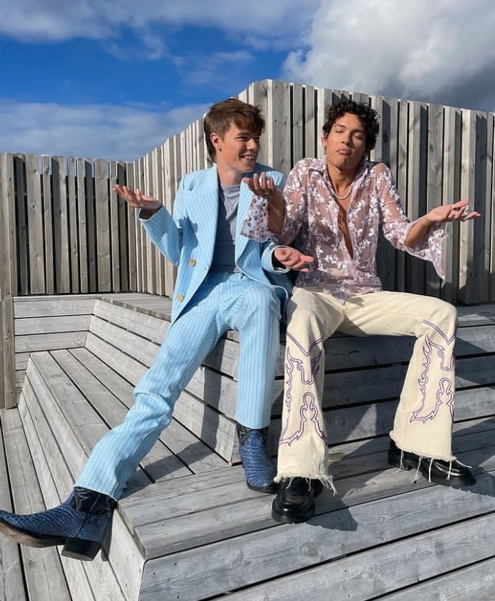 lvndonkit's tweet photo. EDVIN'S HAIR IM NOT OK https://t.co/5TyIrdSPIc