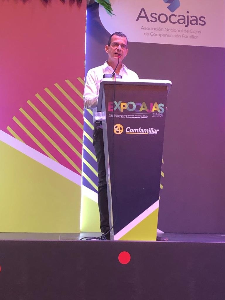 ASOCAJAS's tweet photo. Hoy inició #Expocajas, la feria que buscar acercar a las Cajas con sus empresas afiliadas, sus trabajadores afiliados y sus familias, con el propósito dar a conocer los beneficios y servicios que el Sistema le brinda a 20 millones de colombianos. @ComfamiliarRda https://t.co/0YHvWL1esN