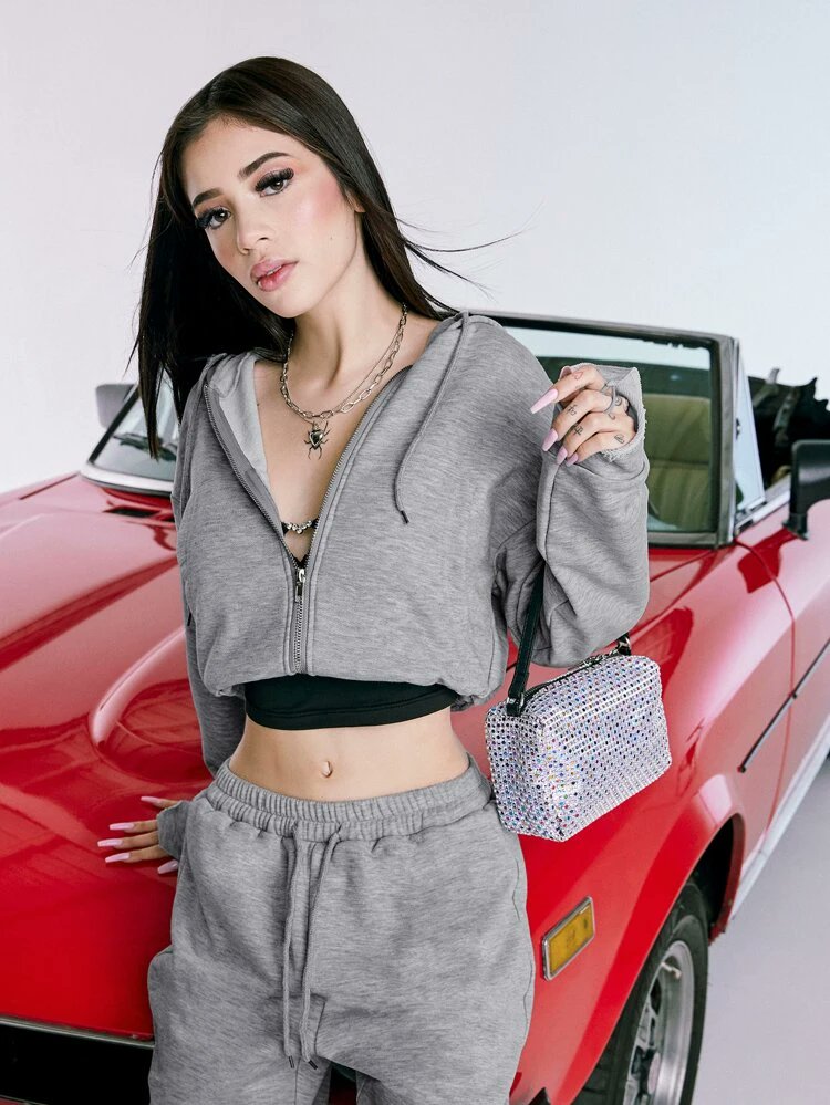 katteyesstories's tweet photo. La ropa q más es de mi estilo, y me lo pienso comprar YAA!!! 🤩😍 @iamfervalentina @SHEINX_official #SHEINxIamferv #iamferv #Ferv https://t.co/02Do2GNBBu