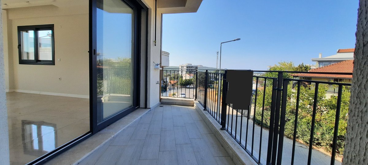 DM3737's tweet photo. Güzelbahçe Yelki' de 
Satılık 3+1 Daire 

DİYAS GAYRİMENKUL
Bilgi İçin Dm 🏘

#satılık #daire #güzelbahçe #izmir #ev https://t.co/kyDkMQ4XOO