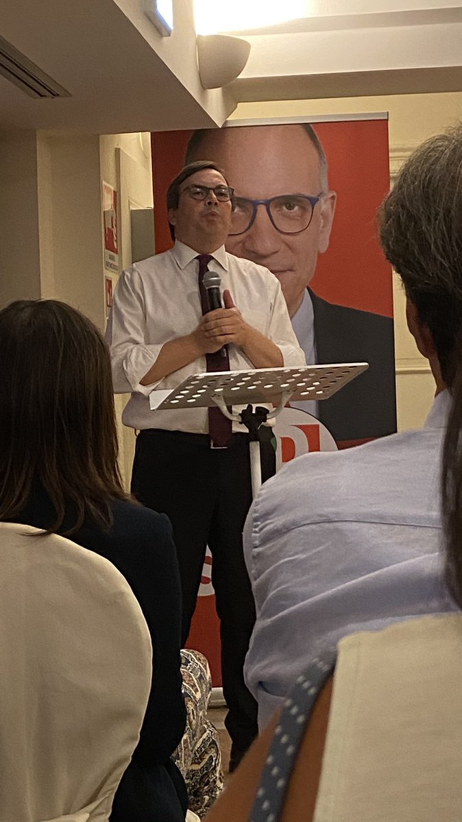 PD_Matera's tweet photo. Il circolo #PD di #Matera presente a ribadire con passione  il sostegno completo ed incondizionato per un voto unanime al @PartitoDemocratico @EnricoLetta #ElezioniPolitiche22 @lgravela https://t.co/pVDPqxvrRc